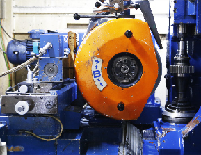 Internal structure of gear grinding machine